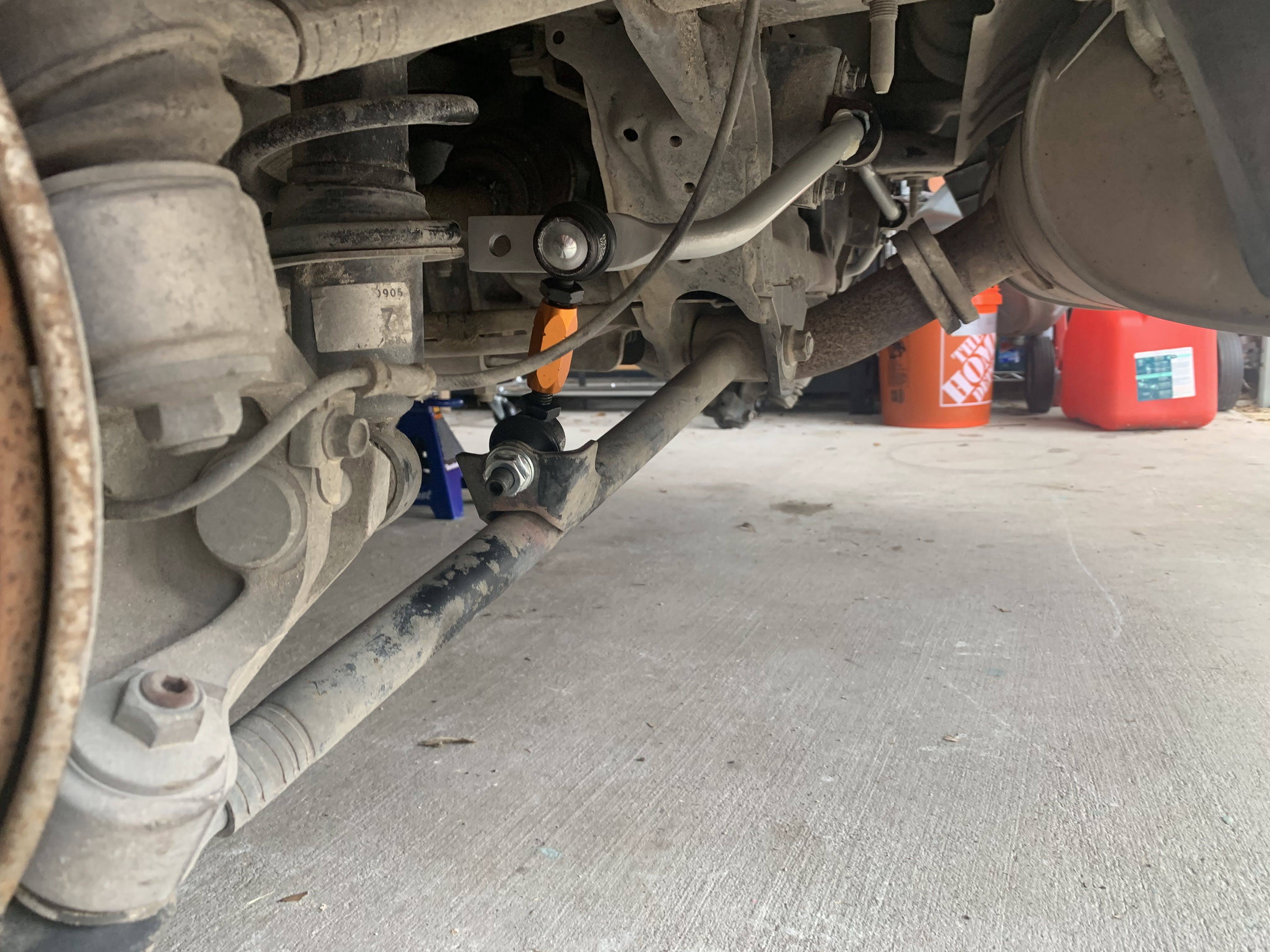 The new sway bar installed.